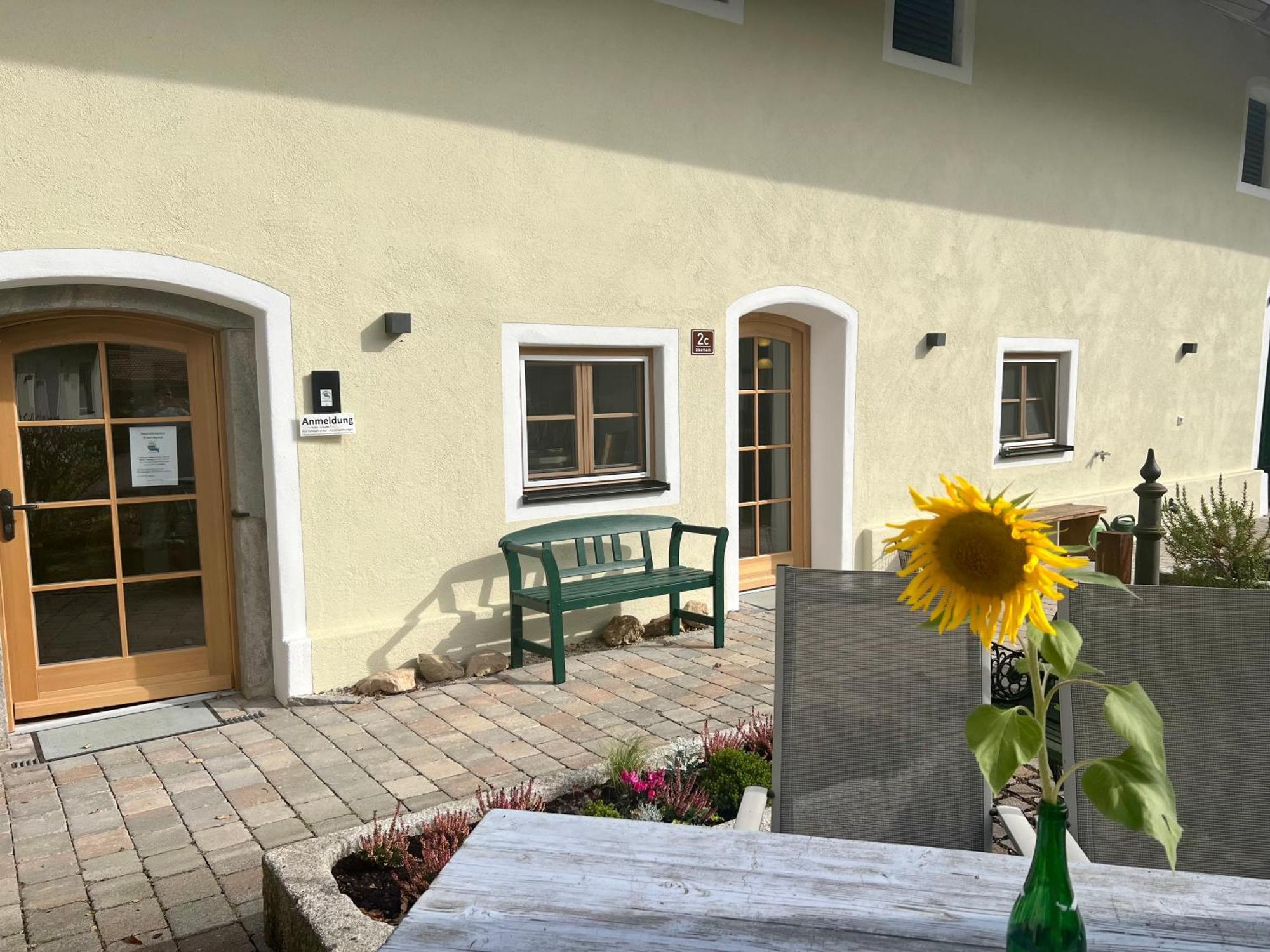 Gut Schwarz-N Hof Ferienwohnungen Bad Griesbach  Exterior photo